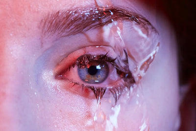 What Makes Waterproof Mascara Waterproof?